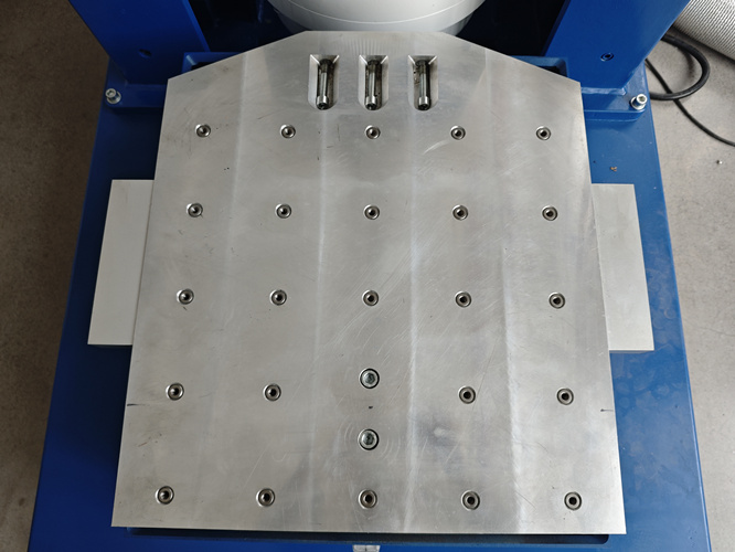 高频振动台(图3)