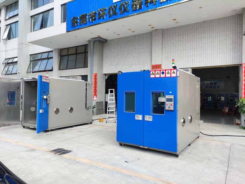 烧机房（burn in 负载室）(图1)