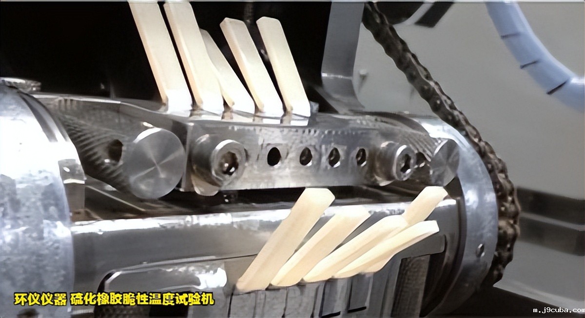 硫化橡胶脆性温度试验机的单试样与多试样的实验对比(图2)